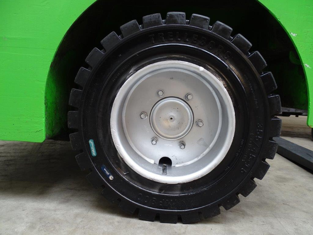 Bulmor DQn50/16/81T - TRIPLEX - Sānu autokrāvējs: foto 2 Bulmor DQn50/16/81T - TRIPLEX - Sānu autokrāvējs: foto 2