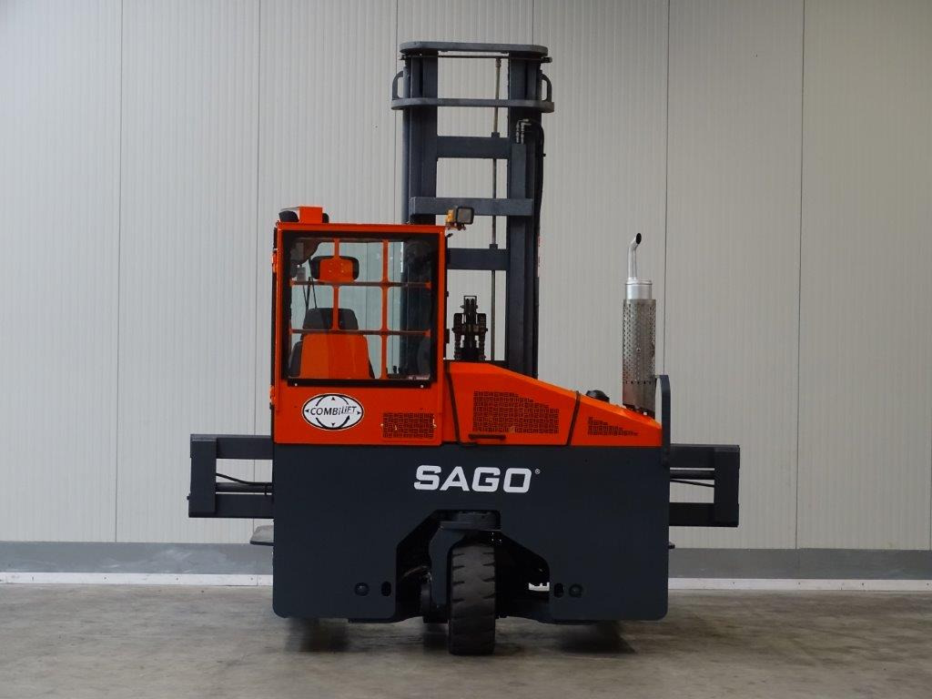 Combilift C4500 - TRIPLEX - Četru pušu autokrāvējs: foto 5 Combilift C4500 - TRIPLEX - Četru pušu autokrāvējs: foto 5