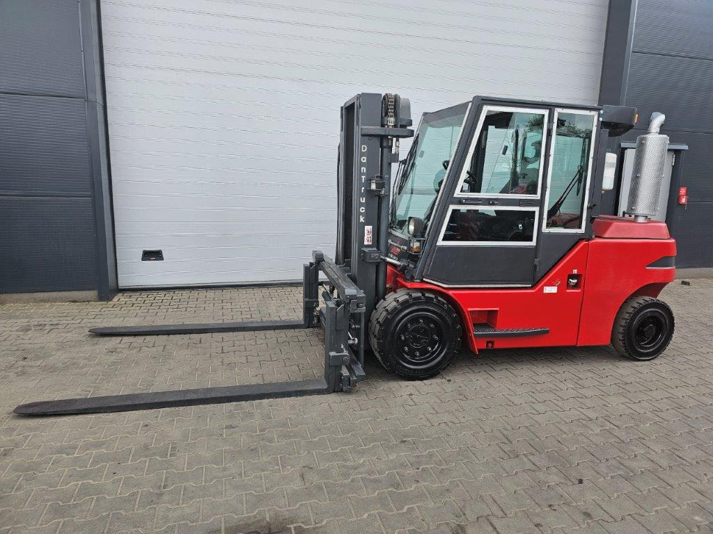 Dan Truck 8450DG Container-Indoor-Stapler -TRIPLEX - Dīzeļiekrāvējs: foto 3 Dan Truck 8450DG Container-Indoor-Stapler -TRIPLEX - Dīzeļiekrāvējs: foto 3