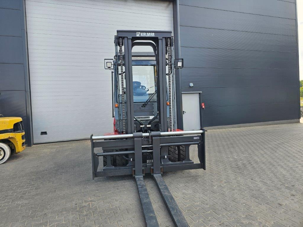 Kalmar DCE80-6 - Empty Containers Handler - Dīzeļiekrāvējs: foto 4 Kalmar DCE80-6 - Empty Containers Handler - Dīzeļiekrāvējs: foto 4