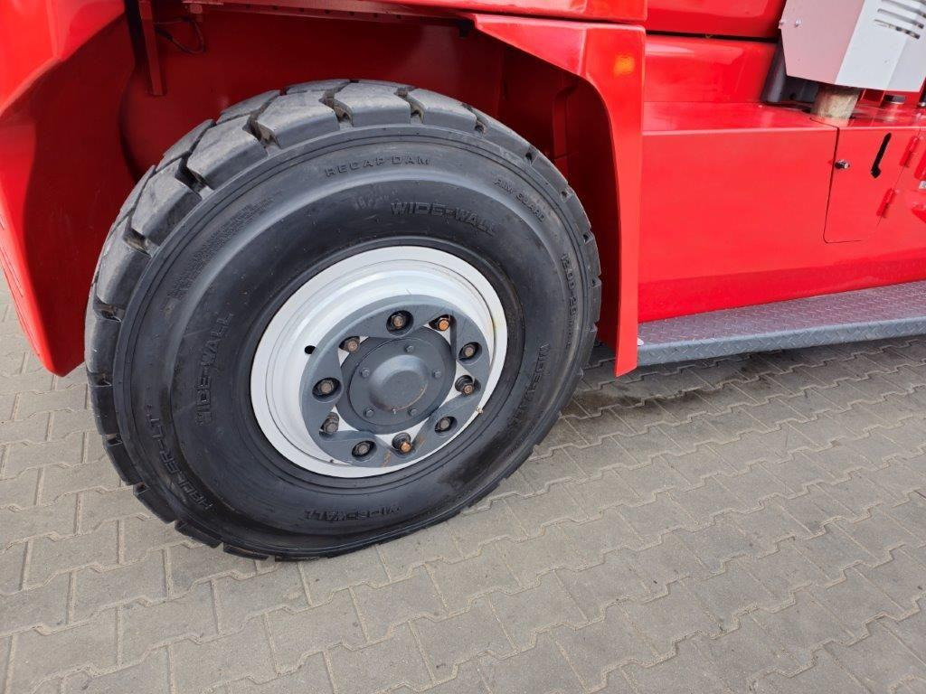 Dīzeļiekrāvējs Kalmar DCG160-12: foto 8