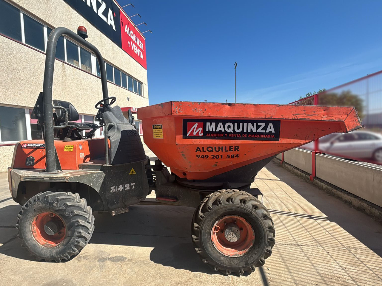 AUSA D350 AHG - Mini pašizgāzējs: foto 1 AUSA D350 AHG - Mini pašizgāzējs: foto 1