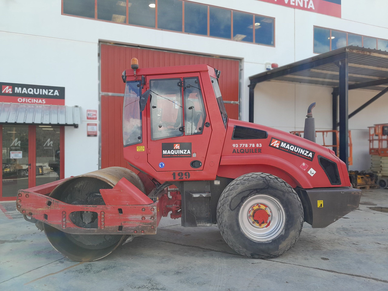 BOMAG BW177D4 - Vibrorullis: foto 2 BOMAG BW177D4 - Vibrorullis: foto 2