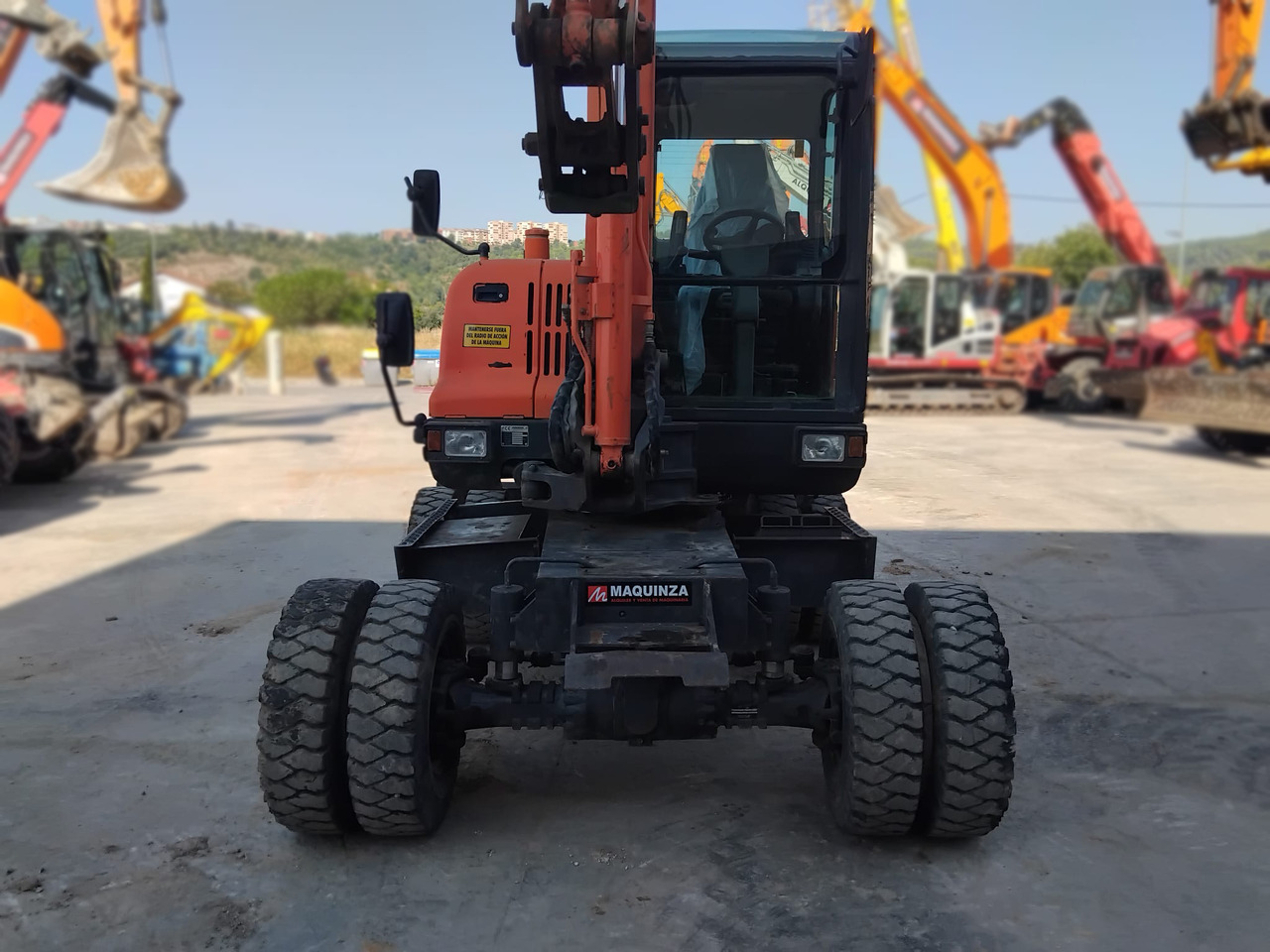 DOOSAN DX55W - Mini-ekskavators: foto 5 DOOSAN DX55W - Mini-ekskavators: foto 5
