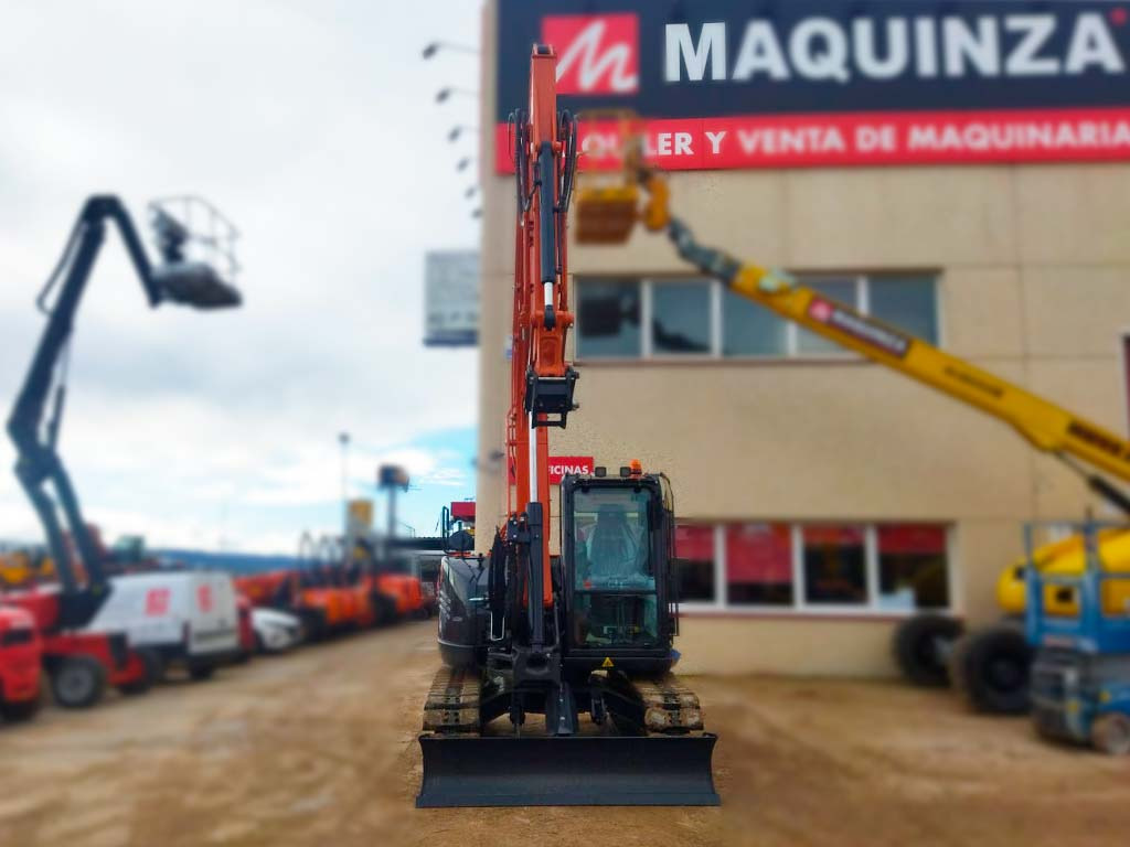 HITACHI ZX85USB-6 - Mini-ekskavators: foto 3 HITACHI ZX85USB-6 - Mini-ekskavators: foto 3