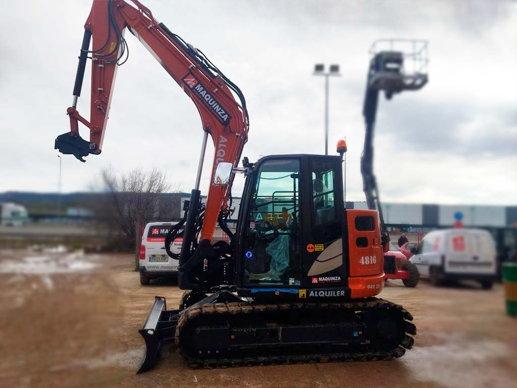 HITACHI ZX85USB-6 - Mini-ekskavators: foto 5 HITACHI ZX85USB-6 - Mini-ekskavators: foto 5