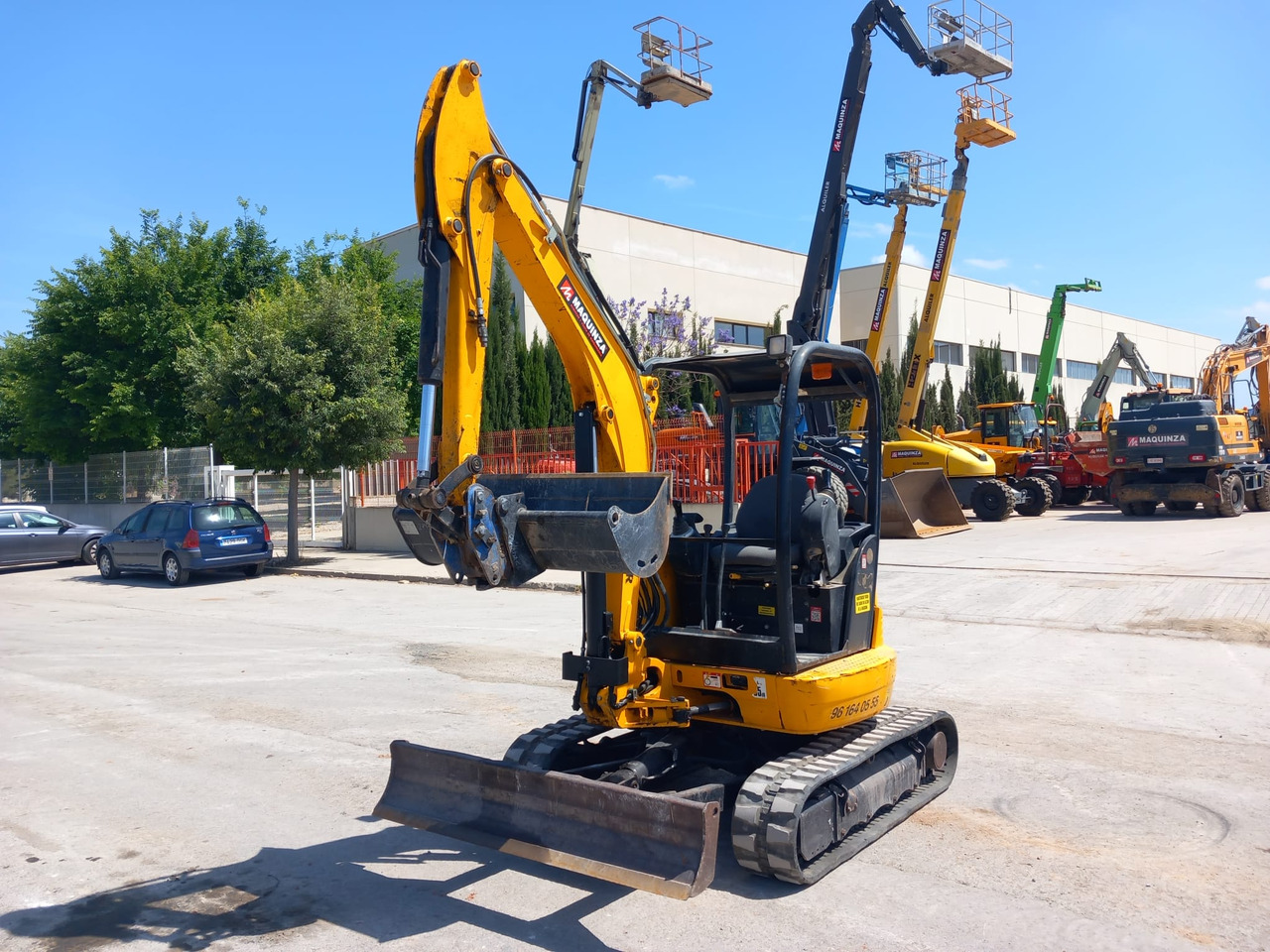 JCB 8030ZTS - Mini-ekskavators: foto 1 JCB 8030ZTS - Mini-ekskavators: foto 1
