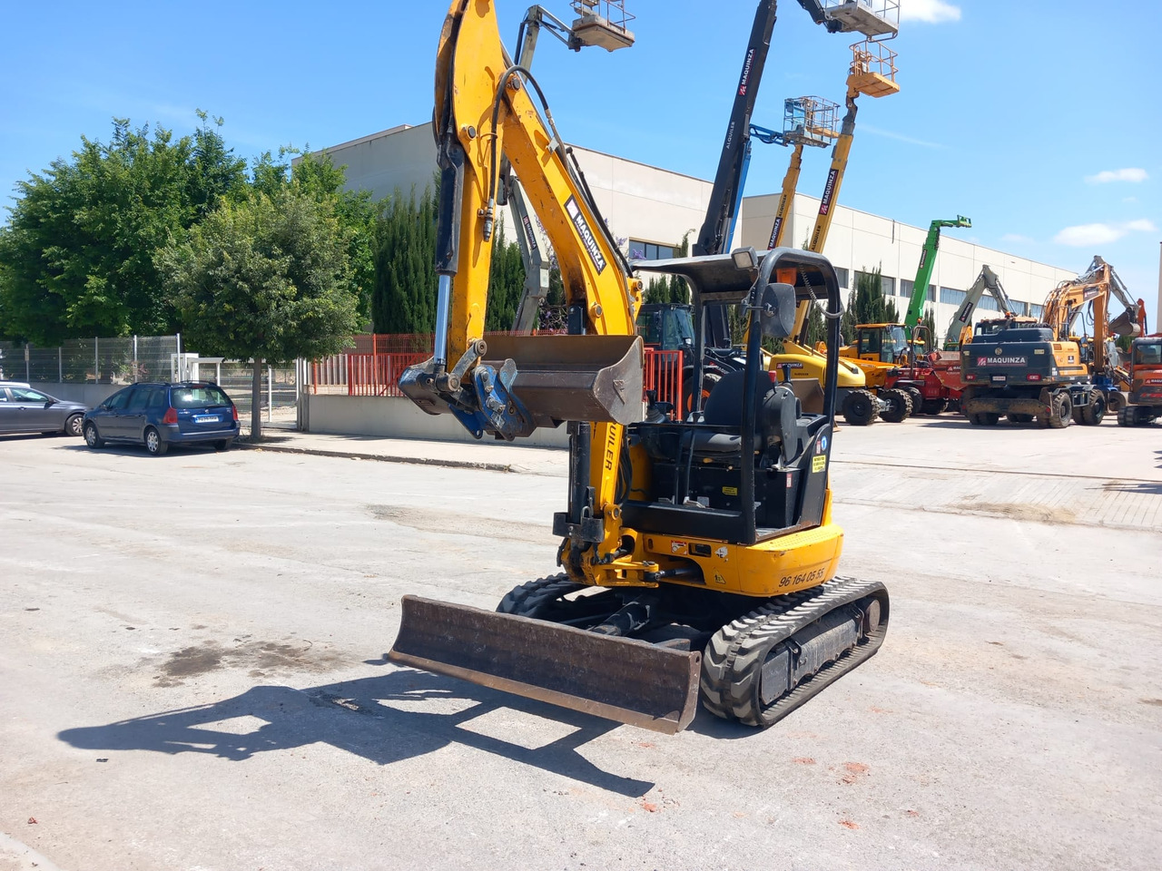 JCB 8030ZTS - Mini-ekskavators: foto 2 JCB 8030ZTS - Mini-ekskavators: foto 2
