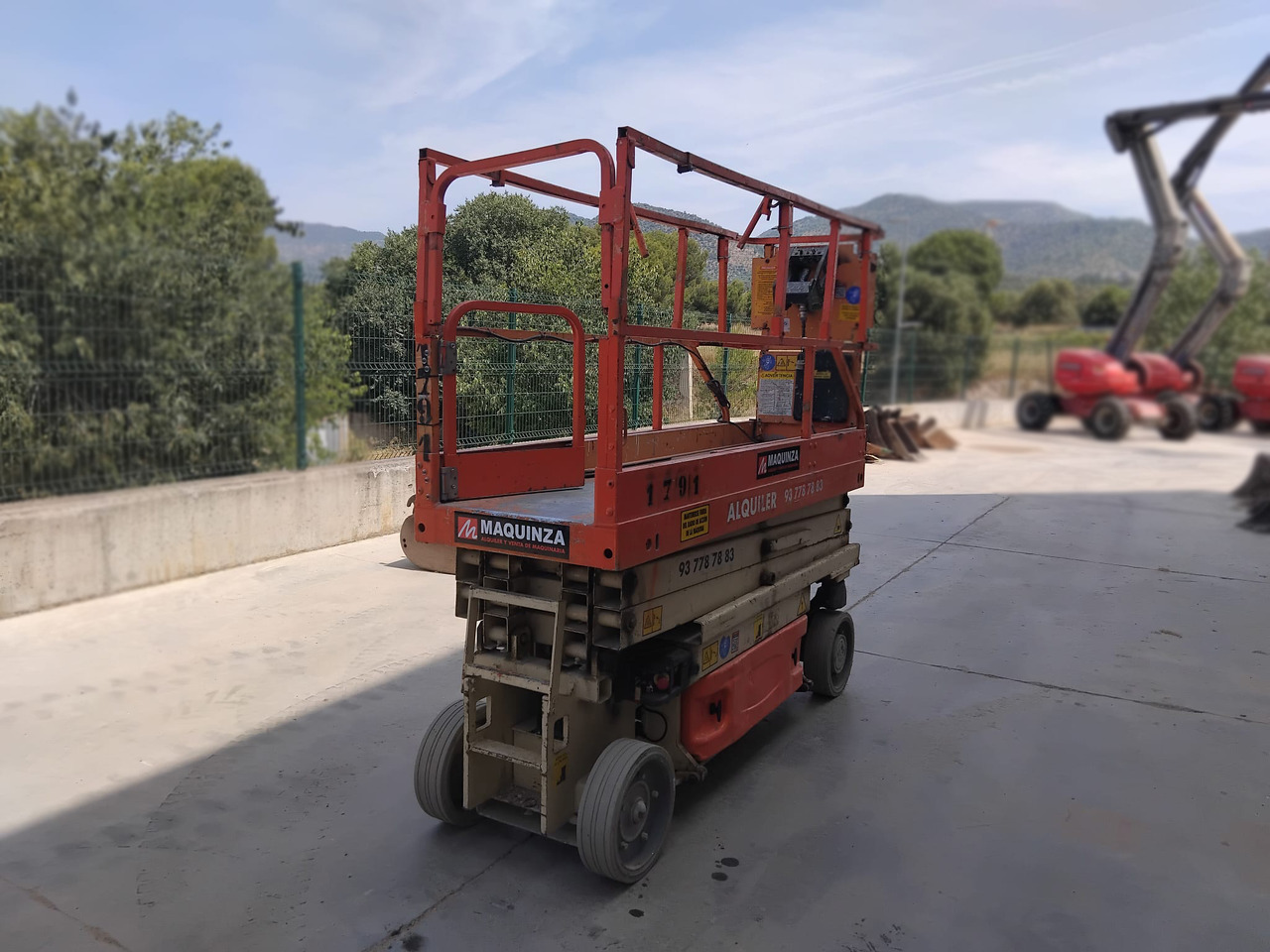 JLG 2030ES - Šķērveida pacēlājs: foto 5 JLG 2030ES - Šķērveida pacēlājs: foto 5