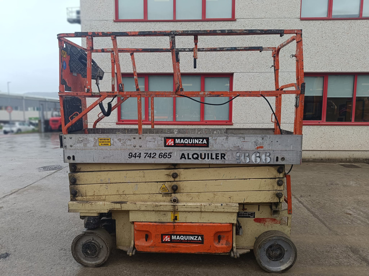 JLG 2630ES - Šķērveida pacēlājs: foto 1 JLG 2630ES - Šķērveida pacēlājs: foto 1