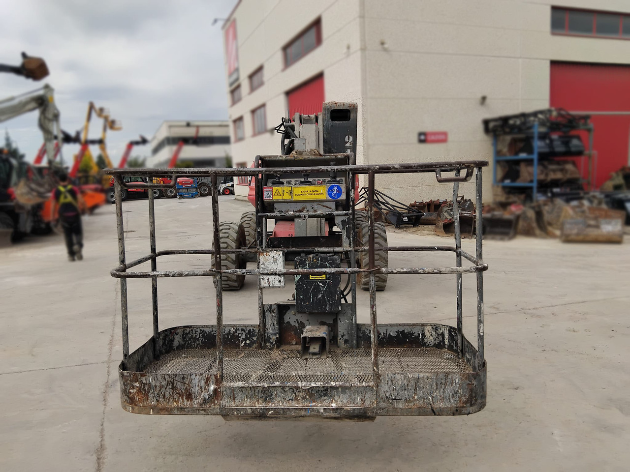 Izlices pacēlājs MANITOU 160ATJ EJE OSCILANTE: foto 11