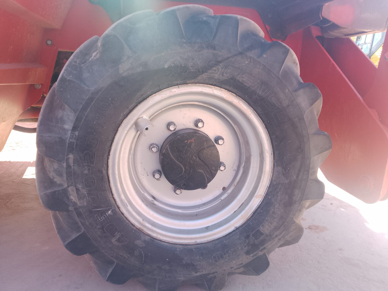 Teleskopiskais iekrāvējs MANITOU MRT1635: foto 8 Teleskopiskais iekrāvējs MANITOU MRT1635: foto 8