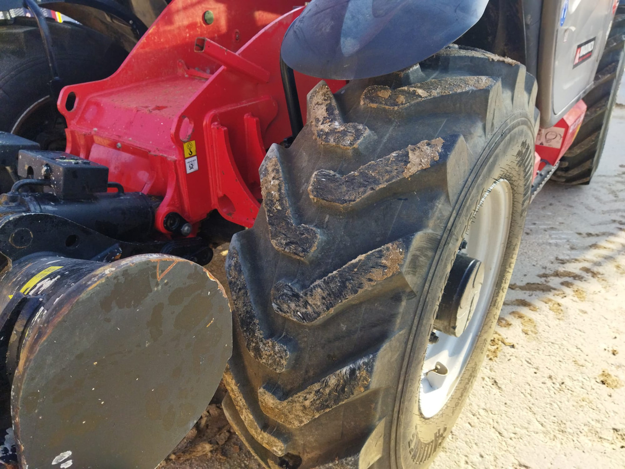 Teleskopiskais iekrāvējs MANITOU MT1335 EASY: foto 15