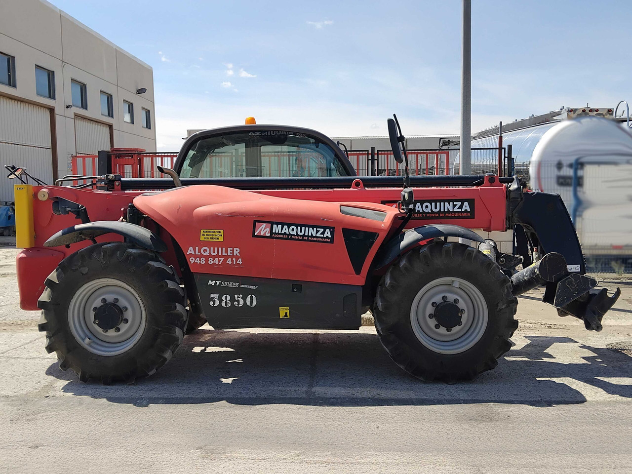 MANITOU MT1335 EASY - Teleskopiskais iekrāvējs: foto 1 MANITOU MT1335 EASY - Teleskopiskais iekrāvējs: foto 1