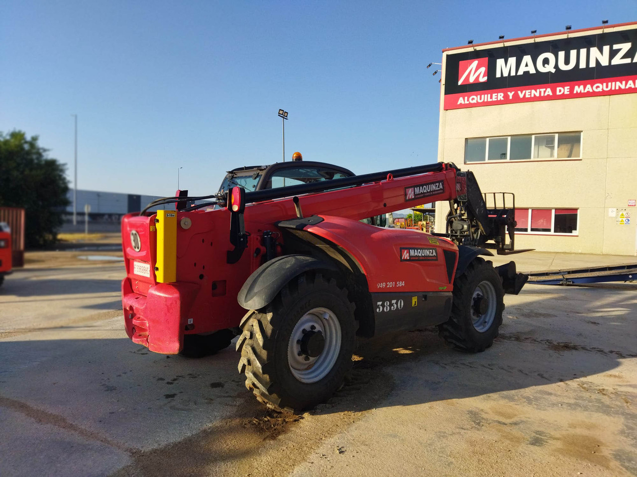 MANITOU MT1335 EASY - Teleskopiskais iekrāvējs: foto 3 MANITOU MT1335 EASY - Teleskopiskais iekrāvējs: foto 3