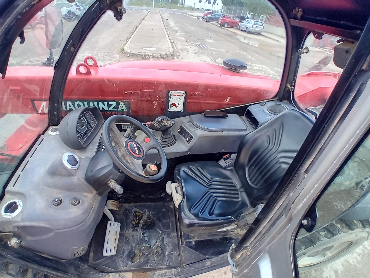 Teleskopiskais iekrāvējs MANITOU MT625 H: foto 11