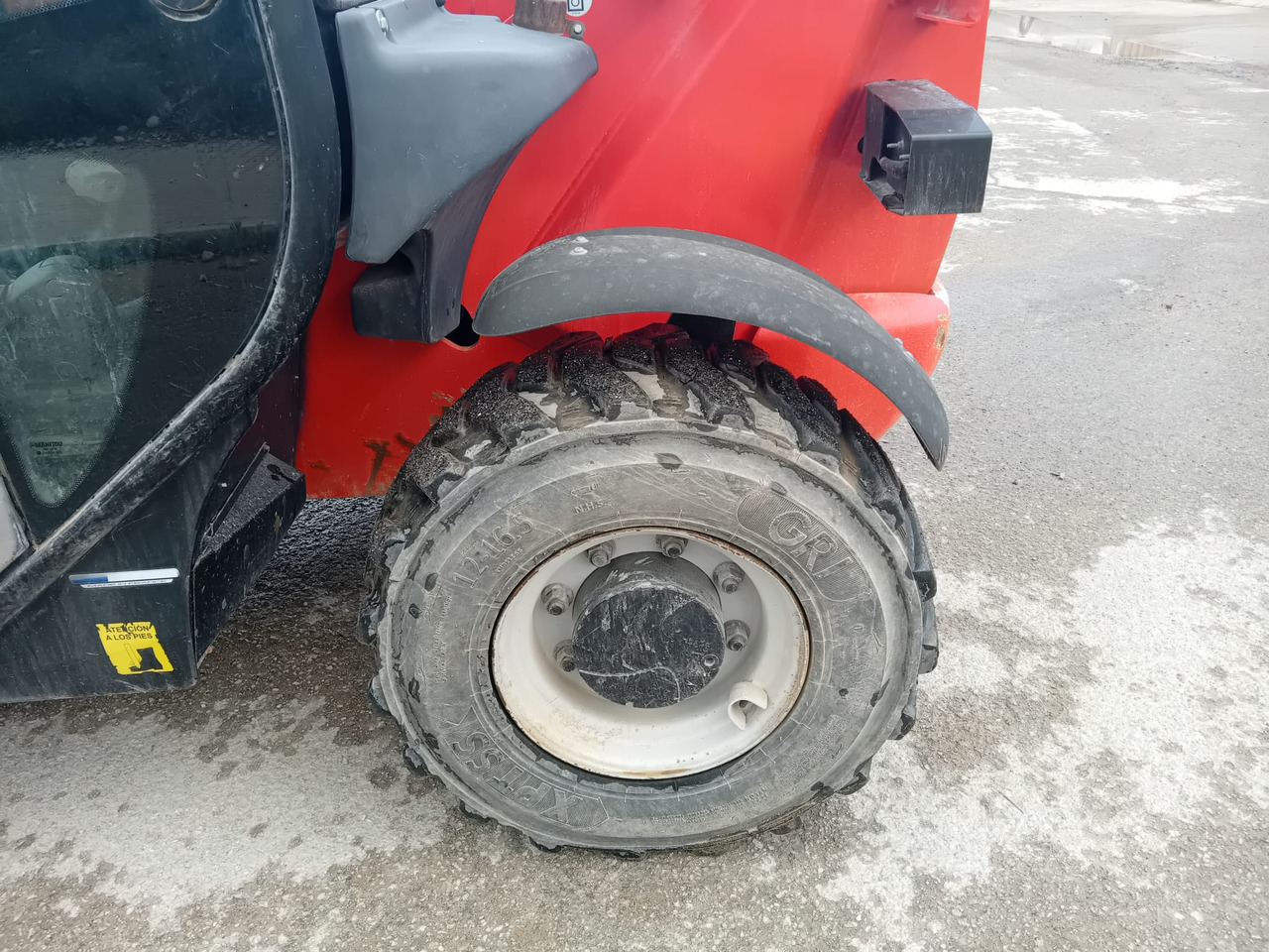 Teleskopiskais iekrāvējs MANITOU MT625 H: foto 12