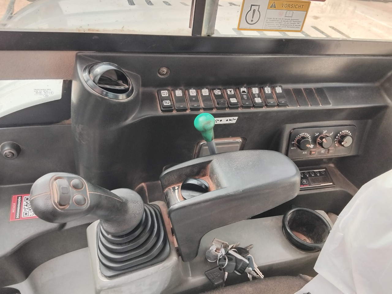 Mini-ekskavators TAKEUCHI TB290: foto 10