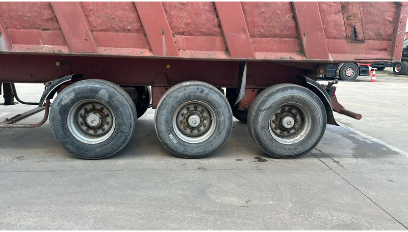 Groeningen 9000 LAK (37m³ / GRAND BENNE ! / BIG TIPPER / STEEL !!! / ACIER !!! / FREINS TAMBOUR) - Puspiekabe pašizgāzējs: foto 5 Groeningen 9000 LAK (37m³ / GRAND BENNE ! / BIG TIPPER / STEEL !!! / ACIER !!! / FREINS TAMBOUR) - Puspiekabe pašizgāzējs: foto 5
