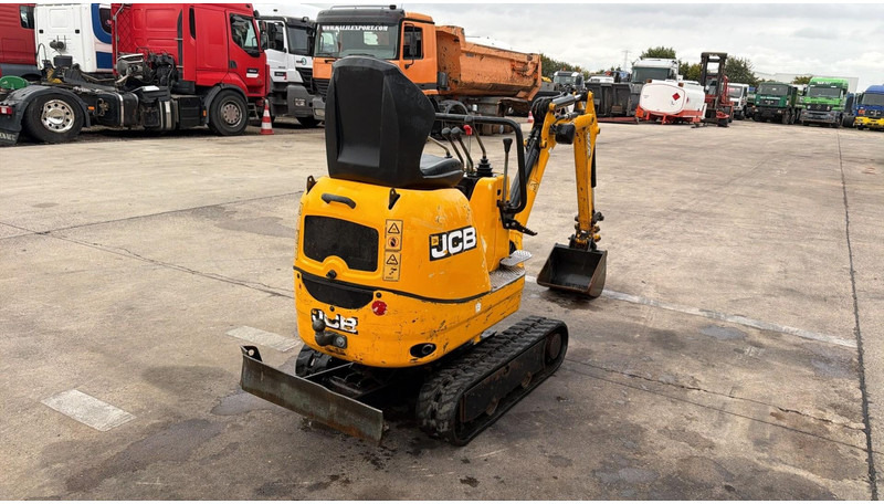 JCB 8008 (BE MACHINE / TOP CONDITION / 1898 H) - Mini-ekskavators: foto 5 JCB 8008 (BE MACHINE / TOP CONDITION / 1898 H) - Mini-ekskavators: foto 5