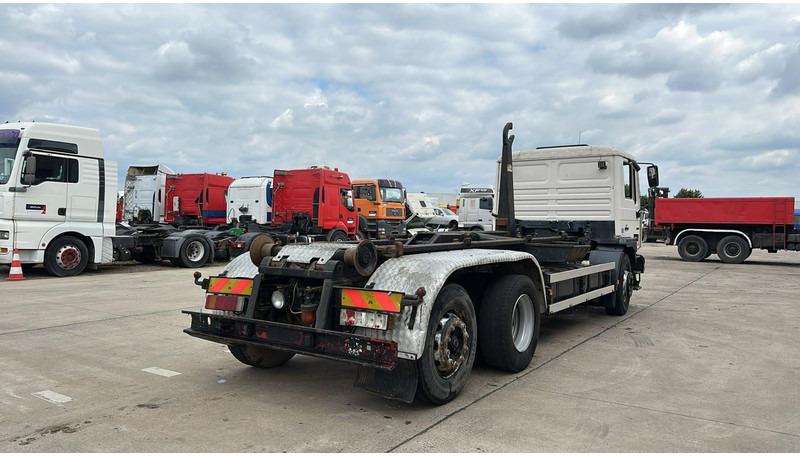 MAN 26.312 (6 CYLINDER / 6X2 / BELGIAN TRUCK IN GOOD CONDITION) - Pacēlājs ar āķi: foto 5 MAN 26.312 (6 CYLINDER / 6X2 / BELGIAN TRUCK IN GOOD CONDITION) - Pacēlājs ar āķi: foto 5