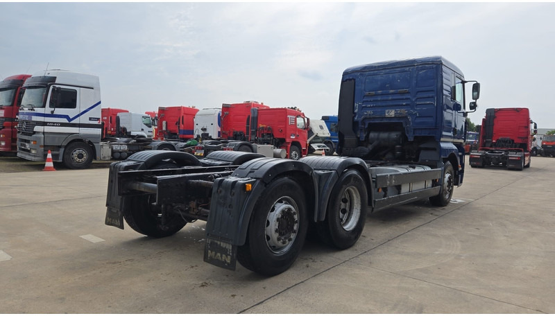 MAN TGA 26.460 (MANUAL PUMP / POMPE MANUELLE / MANUAL GEARBOX / BOITE MANUELLE / 6X2 / FRONT STEEL / DEVANT LAMES) - Šasija kravas automašīna: foto 5 MAN TGA 26.460 (MANUAL PUMP / POMPE MANUELLE / MANUAL GEARBOX / BOITE MANUELLE / 6X2 / FRONT STEEL / DEVANT LAMES) - Šasija kravas automašīna: foto 5