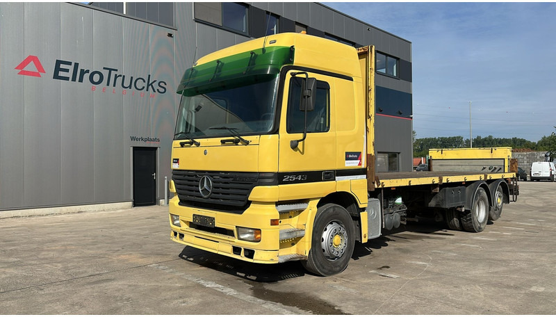Mercedes-Benz ACTROS 2543 (EPS / 3 PEDALES / LAMES DEVANT / STEEL FRONT / PARFAIT ETAT !! / V6) - Bortu kravas automašīna/ Platforma: foto 1 Mercedes-Benz ACTROS 2543 (EPS / 3 PEDALES / LAMES DEVANT / STEEL FRONT / PARFAIT ETAT !! / V6) - Bortu kravas automašīna/ Platforma: foto 1