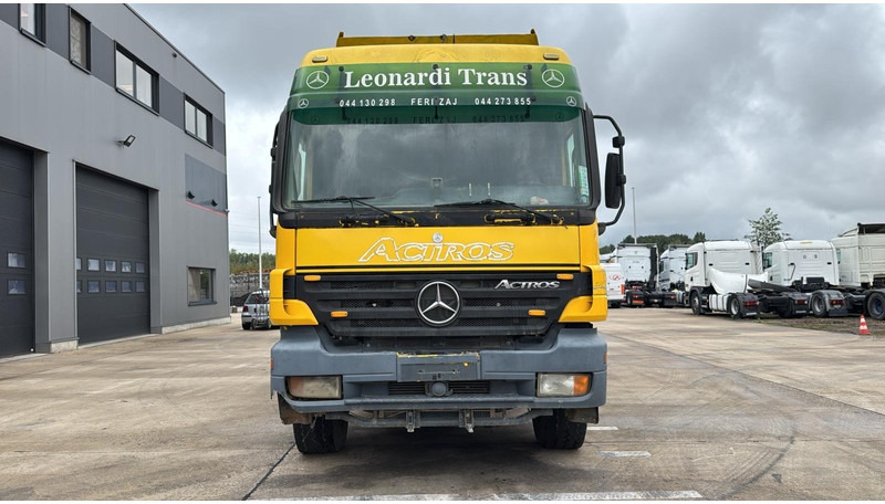 Mercedes-Benz ACTROS 2640 (EPS / LAMES / GRAND PONT / 6X4 / 3 PEDALES) - Kravas automašīna pašizgāzējs: foto 2 Mercedes-Benz ACTROS 2640 (EPS / LAMES / GRAND PONT / 6X4 / 3 PEDALES) - Kravas automašīna pašizgāzējs: foto 2