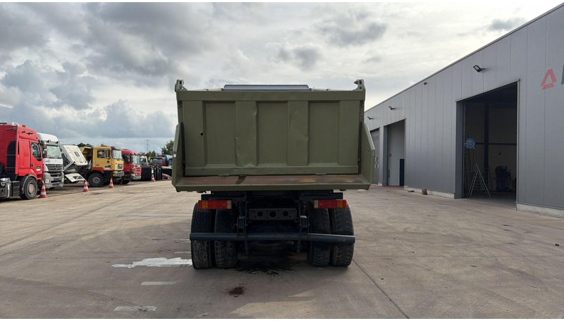 Mercedes-Benz Actros 3235 (EPS / LAMES / GRAND PONT / STEEL SUSP. / 3 PEDALES / MP1) - Kravas automašīna pašizgāzējs: foto 5 Mercedes-Benz Actros 3235 (EPS / LAMES / GRAND PONT / STEEL SUSP. / 3 PEDALES / MP1) - Kravas automašīna pašizgāzējs: foto 5