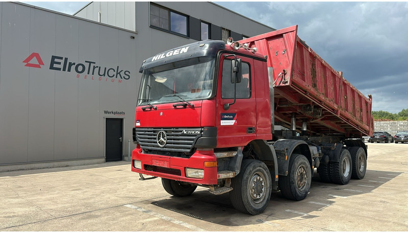 Mercedes-Benz Actros 4143 (8X6 / LAMES / EPS / V6 / GRAND PONT / BIG AXLE / 3 PEDALES) - Kravas automašīna pašizgāzējs: foto 1 Mercedes-Benz Actros 4143 (8X6 / LAMES / EPS / V6 / GRAND PONT / BIG AXLE / 3 PEDALES) - Kravas automašīna pašizgāzējs: foto 1