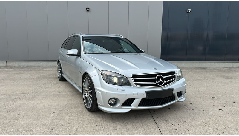 Mercedes-Benz C-Klasse 63 AMG (LICHTE VRACHT / BELGISCHE WAGEN / V8 / OPEN DAK) - Vieglā automašīna: foto 3 Mercedes-Benz C-Klasse 63 AMG (LICHTE VRACHT / BELGISCHE WAGEN / V8 / OPEN DAK) - Vieglā automašīna: foto 3