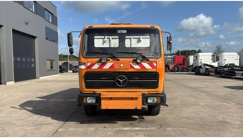 Mercedes-Benz SK 1628 (V8 / LAMES / GRAND PONT / POMPE MANUELLE) - Kravas automašīna pašizgāzējs: foto 2 Mercedes-Benz SK 1628 (V8 / LAMES / GRAND PONT / POMPE MANUELLE) - Kravas automašīna pašizgāzējs: foto 2