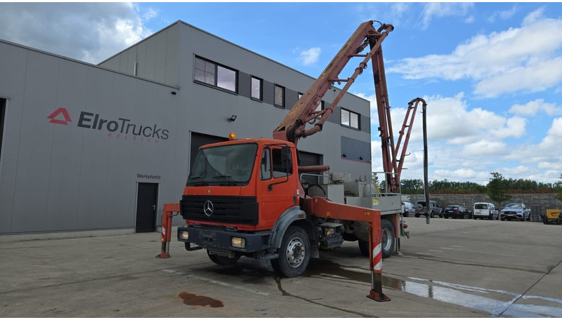 Mercedes-Benz SK 1824 (V6 / LAMES / GRAND PONT / PUTZMEISTER 24M/ JOYSTICK / RADIO) - Betona sūknis: foto 1 Mercedes-Benz SK 1824 (V6 / LAMES / GRAND PONT / PUTZMEISTER 24M/ JOYSTICK / RADIO) - Betona sūknis: foto 1