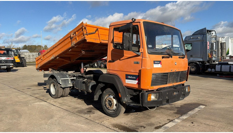 Mercedes-Benz SK 814 (3 WAY TIPPER / MANUAL PUMP / AUXILAIRY / SPER / STEEL SUSP. / LAMES) - Kravas automašīna pašizgāzējs: foto 2 Mercedes-Benz SK 814 (3 WAY TIPPER / MANUAL PUMP / AUXILAIRY / SPER / STEEL SUSP. / LAMES) - Kravas automašīna pašizgāzējs: foto 2