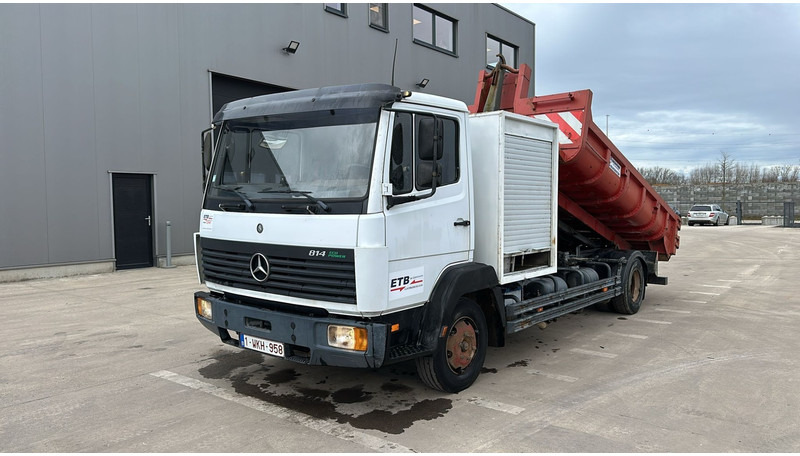 Mercedes-Benz SK 814 (BELGIAN TRUCK / HOOK / PERFECT CONDITION !!! / WITH CONTAINER / 363000 KM !!!! ) - Pacēlājs ar āķi: foto 2 Mercedes-Benz SK 814 (BELGIAN TRUCK / HOOK / PERFECT CONDITION !!! / WITH CONTAINER / 363000 KM !!!! ) - Pacēlājs ar āķi: foto 2