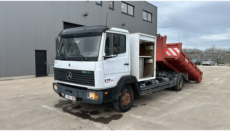 Mercedes-Benz SK 814 (BELGIAN TRUCK / HOOK / PERFECT CONDITION !!! / WITH CONTAINER / 363000 KM !!!! ) - Pacēlājs ar āķi: foto 1 Mercedes-Benz SK 814 (BELGIAN TRUCK / HOOK / PERFECT CONDITION !!! / WITH CONTAINER / 363000 KM !!!! ) - Pacēlājs ar āķi: foto 1