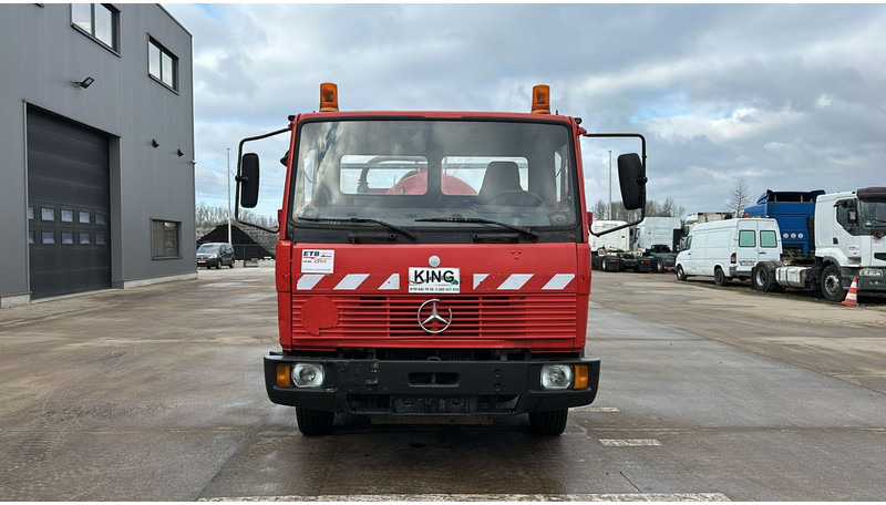 Mercedes-Benz SK 814 (VIDANGEUR / VACUUM / AUXILAIRY / SPER / STEEL SUSP. / LAMES) - Asenizācijas mašīna: foto 2 Mercedes-Benz SK 814 (VIDANGEUR / VACUUM / AUXILAIRY / SPER / STEEL SUSP. / LAMES) - Asenizācijas mašīna: foto 2