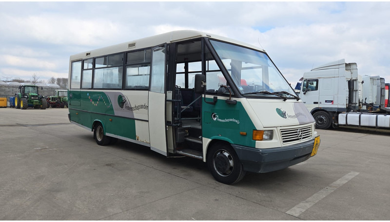 Mercedes-Benz Vario 614 (BELGIAN BUS / 34 SEATS / MANUAL PUMP / LAMES / STEEL SUSP.) - Pilsētas autobuss: foto 2 Mercedes-Benz Vario 614 (BELGIAN BUS / 34 SEATS / MANUAL PUMP / LAMES / STEEL SUSP.) - Pilsētas autobuss: foto 2