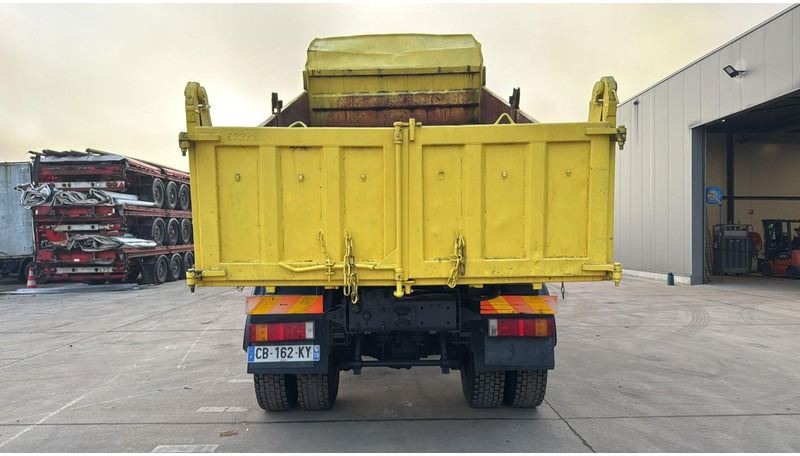 Renault KERAX 340 (4X4 / CAMION FRANCAIS / PARFAIT ETAT / LAMES / BOITE ET POMPE MANUELLE / FRENCH TRUCK) - Kravas automašīna pašizgāzējs: foto 5 Renault KERAX 340 (4X4 / CAMION FRANCAIS / PARFAIT ETAT / LAMES / BOITE ET POMPE MANUELLE / FRENCH TRUCK) - Kravas automašīna pašizgāzējs: foto 5