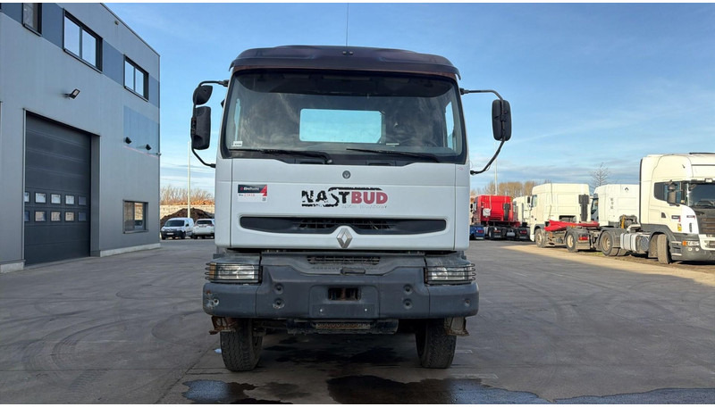 Renault KERAX 370 DCI (BOITE MANUELLE / LAMES / GRAND PONT / STEEL SUSP. / BIG AXLE) - Šasija kravas automašīna: foto 4 Renault KERAX 370 DCI (BOITE MANUELLE / LAMES / GRAND PONT / STEEL SUSP. / BIG AXLE) - Šasija kravas automašīna: foto 4