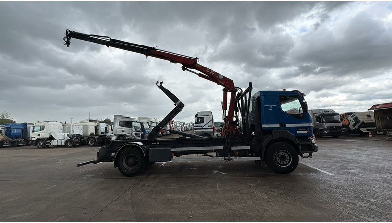 Renault KERAX 420 (HMF 1683 K2 / BE TRUCK / LAMES / GRAND PONT / BOITE MANUELLE) - Pacēlājs ar āķi, Kravas auto ar manipulatoru: foto 5 Renault KERAX 420 (HMF 1683 K2 / BE TRUCK / LAMES / GRAND PONT / BOITE MANUELLE) - Pacēlājs ar āķi, Kravas auto ar manipulatoru: foto 5