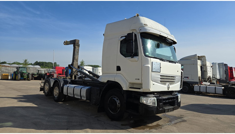 Renault Premium 450 DXI (BOITE MANUELLE / MANUAL GEARBOX / 6X2 / LAMES DEVANT) - Šasija kravas automašīna: foto 3 Renault Premium 450 DXI (BOITE MANUELLE / MANUAL GEARBOX / 6X2 / LAMES DEVANT) - Šasija kravas automašīna: foto 3