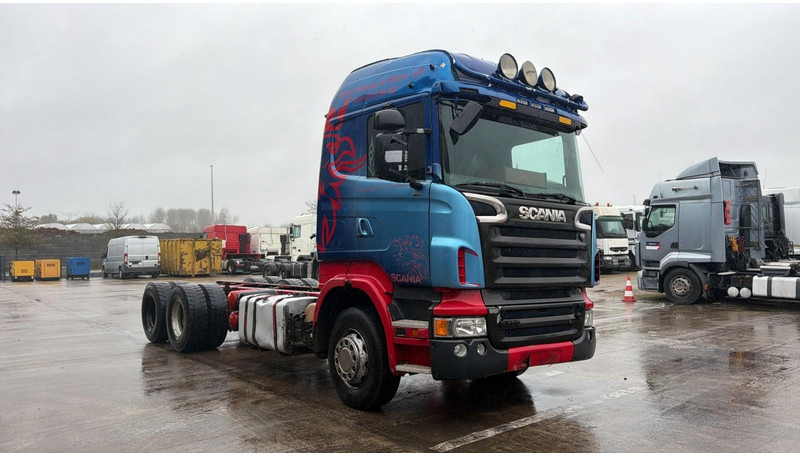 Scania R 500 V8 (6X4 / MANUAL GEARBOX / BOITE MANUELLE) - Šasija kravas automašīna: foto 3 Scania R 500 V8 (6X4 / MANUAL GEARBOX / BOITE MANUELLE) - Šasija kravas automašīna: foto 3