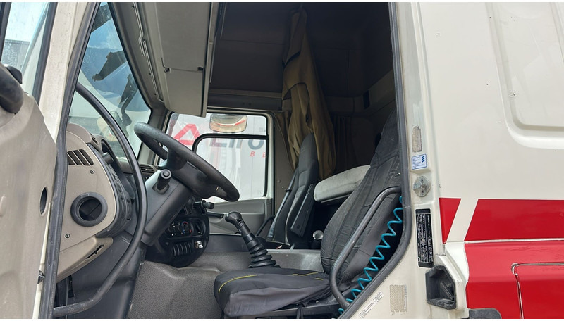 Vilcējs DAF 85 CF 460 (BOITE MANUELLE / MANUAL GEARBOX / GOOD CONDITION / BONNE ETAT): foto 13