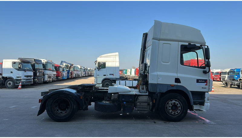 DAF CF 85.410 (BOITE MANUELLE / MANUAL GEARBOX / GOOD CONDITION) - Vilcējs: foto 3 DAF CF 85.410 (BOITE MANUELLE / MANUAL GEARBOX / GOOD CONDITION) - Vilcējs: foto 3