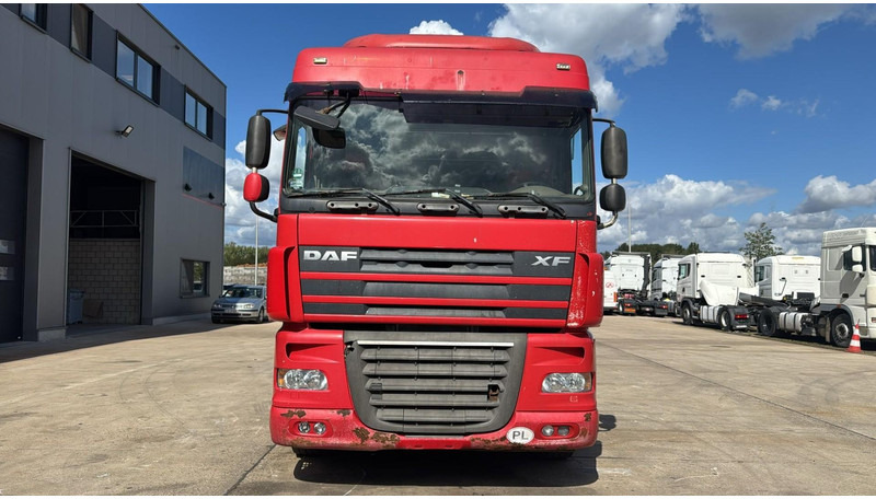 DAF XF 105.410 (BOITE MANUELLE / MANUAL GEARBOX) - Vilcējs: foto 2 DAF XF 105.410 (BOITE MANUELLE / MANUAL GEARBOX) - Vilcējs: foto 2