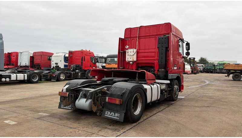 DAF XF 105.460 (BOITE MANUELLE / MANUAL GEARBOX) - Vilcējs: foto 4 DAF XF 105.460 (BOITE MANUELLE / MANUAL GEARBOX) - Vilcējs: foto 4