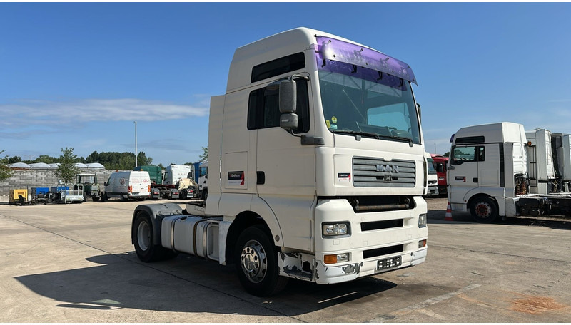 MAN TGA 18.430 (MANUAL GEARBOX / BOITE MANUELLE / RETARDER) - Vilcējs: foto 3 MAN TGA 18.430 (MANUAL GEARBOX / BOITE MANUELLE / RETARDER) - Vilcējs: foto 3
