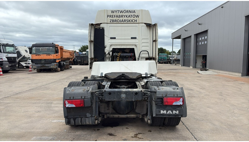 MAN TGA 18.430 (PTO / POMPE HYDRAULIQUE / MANUAL GEARBOX / BOITE MANUELLE / HYDRAULIC PUMP) - Vilcējs: foto 5 MAN TGA 18.430 (PTO / POMPE HYDRAULIQUE / MANUAL GEARBOX / BOITE MANUELLE / HYDRAULIC PUMP) - Vilcējs: foto 5