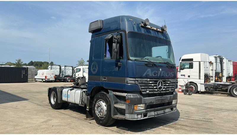 Mercedes-Benz Actros 1835 (EPS / V6 / 3 PEDALES / MP1 / PTO) - Vilcējs: foto 3 Mercedes-Benz Actros 1835 (EPS / V6 / 3 PEDALES / MP1 / PTO) - Vilcējs: foto 3